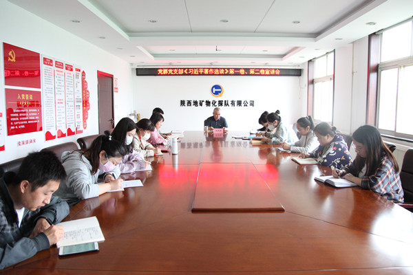 051685952935846264.jpeg 李.jpg